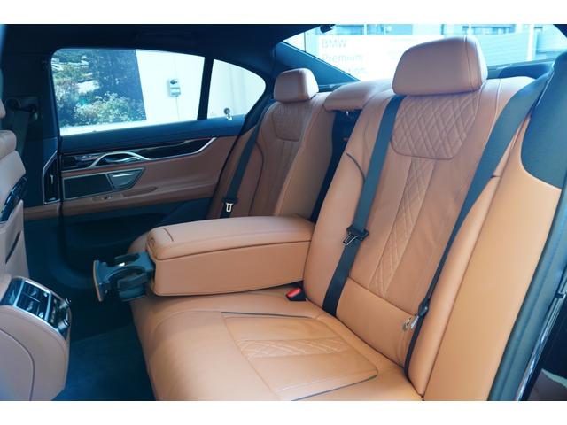 ７シリーズ ７５０ｉ　ｘＤｒｉｖｅ　Ｍスポーツ　コニャックエクスクルーシブナッパレザー　電動ガラスサンルーフ　シートベンチレーション＆ヒーター　純正２０インチアロイ　ＢＭＷレーザーライト　ハーマンカードンオーディオ　正規認定中古車　全国２年保証（8枚目）