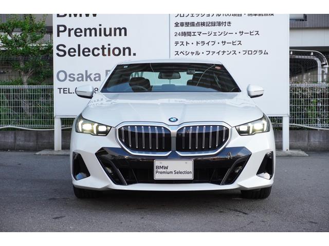 ５シリーズ ５２３ｉ　Ｍスポーツ　コンフォートドライビングＰＫＧ　弊社下取ワンオーナー　アダプティブサスペンション　インテグレーテッドアクティブステアリング　４ゾーンエアコン　ドライビングアシストプロ　全国２年保証　正規認定中古車（21枚目）