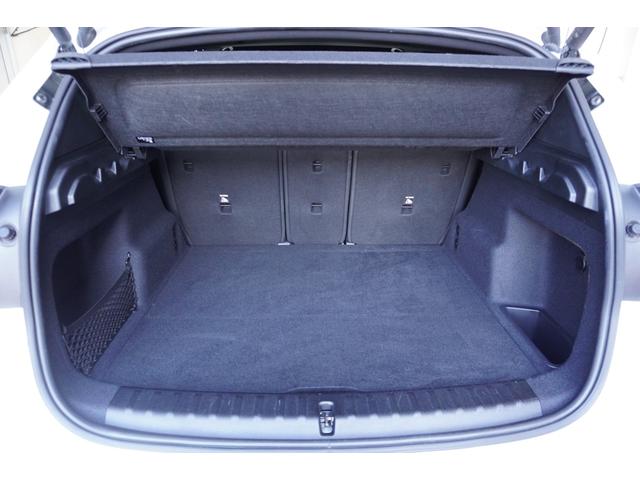 Ｘ１ ｘＤｒｉｖｅ　２０ｄ　Ｍスポーツ　ヘッドアップディスプレイ　ドライビングアシストプロフェッショナル　パーキングアシストプラス　サンプロテクションガラス　オートマチックテールゲート　電動シート　シートヒーター　ヒルディセントコントロール（12枚目）