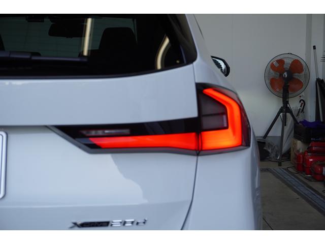 Ｘ１ ｘＤｒｉｖｅ　２０ｄ　Ｍスポーツ　ヘッドアップディスプレイ　ドライビングアシストプロフェッショナル　パーキングアシストプラス　サンプロテクションガラス　オートマチックテールゲート　電動シート　シートヒーター　ヒルディセントコントロール（79枚目）