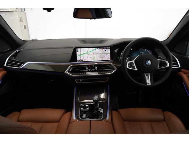 Ｘ５ ｘＤｒｉｖｅ　３５ｄ　Ｍスポーツハイラインパッケージ　弊社下取１オ－ナ－　リヤエンター　パノラマガラスＳＲ　コンフォ－ト・アンビエントエアーパッケージ　　フロントベンチレーションシート　フロントマッサージシート　コニャックレザー　クリスタルシフトノブ（5枚目）
