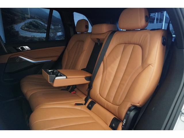Ｘ５ ｘＤｒｉｖｅ　３５ｄ　Ｍスポーツハイラインパッケージ　弊社下取１オ－ナ－　リヤエンター　パノラマガラスＳＲ　コンフォ－ト・アンビエントエアーパッケージ　　フロントベンチレーションシート　フロントマッサージシート　コニャックレザー　クリスタルシフトノブ（7枚目）