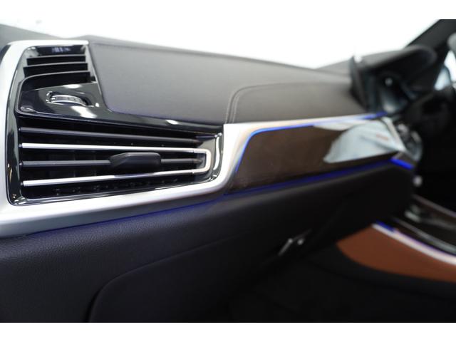 Ｘ５ ｘＤｒｉｖｅ　３５ｄ　Ｍスポーツハイラインパッケージ　弊社下取１オ－ナ－　リヤエンター　パノラマガラスＳＲ　コンフォ－ト・アンビエントエアーパッケージ　　フロントベンチレーションシート　フロントマッサージシート　コニャックレザー　クリスタルシフトノブ（66枚目）