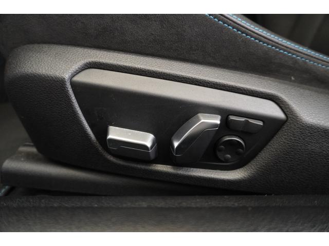 展示スペースに限りがございます。故に一部掲載車両を展示場外（倉庫）にて保管しております。ご来店頂く際には事前にお問合せを頂き保管状況をご確認頂ければ幸いです。無料通話００７８−６０４１−６６６９迄