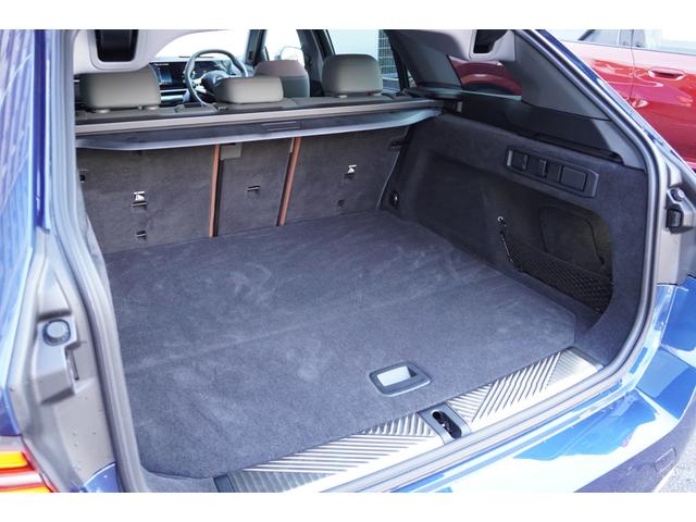 5シリーズ 523d xDriveツーリング エクスクルーシブ 弊社デモカー セレクトP コンフォートドライブP ExclusiveメリノレザーP コッパーブラウンレザー パノラマガラスサンルーフ アダプティブサス 後輪操舵 ベンチレーション 正規認定中古車(17枚目)