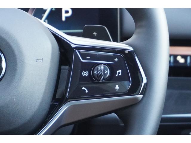 5シリーズ 523d xDriveツーリング エクスクルーシブ 弊社デモカー セレクトP コンフォートドライブP ExclusiveメリノレザーP コッパーブラウンレザー パノラマガラスサンルーフ アダプティブサス 後輪操舵 ベンチレーション 正規認定中古車(29枚目)