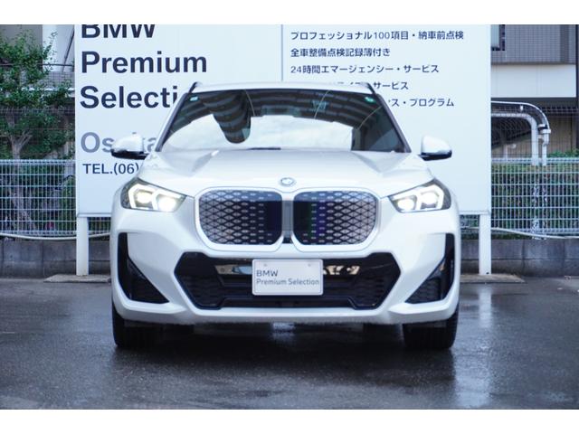 ｉＸ１ ｘＤｒｉｖｅ　３０　Ｍスポーツ　弊社デモカー車両　ＨＵＤ　ドライビングアシストプロフェッショナル　パーキングアシスプラス　電動リアゲート　サンプロテクションガラス　アダプティブＬＥＤヘッドライト　フロント電動シート／シートヒーター（16枚目）