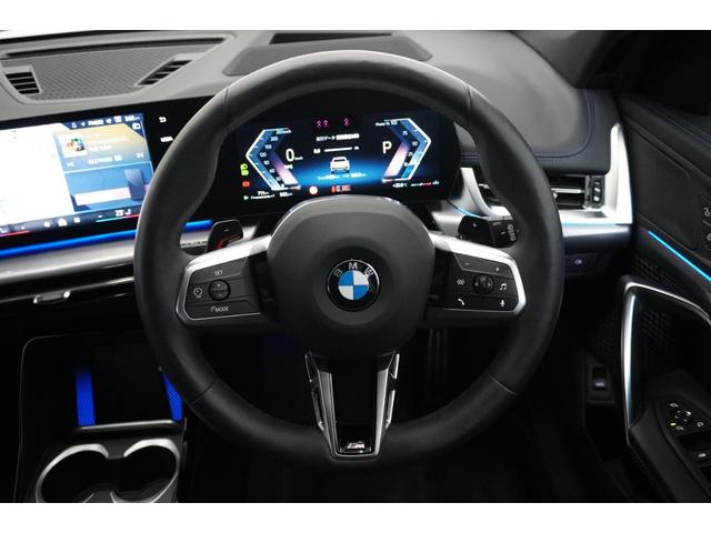 X1 sDrive 18i Mスポーツ 弊社元デモカー テクノロジーパッケージ ドライビングアシストプロフェッショナル ヘッドアップディスプレイ パーキングアシストプラス オートテールゲート ワイヤレスチャージ 18インチAW 認定中古車(6枚目)
