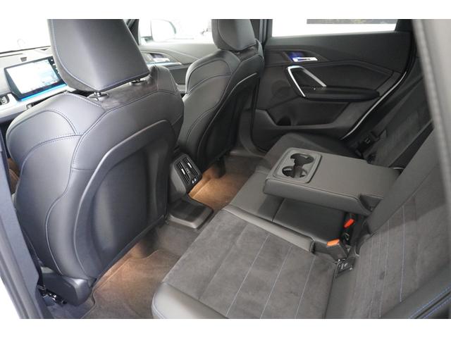 X1 sDrive 18i Mスポーツ 弊社元デモカー テクノロジーパッケージ ドライビングアシストプロフェッショナル ヘッドアップディスプレイ パーキングアシストプラス オートテールゲート ワイヤレスチャージ 18インチAW 認定中古車(48枚目)