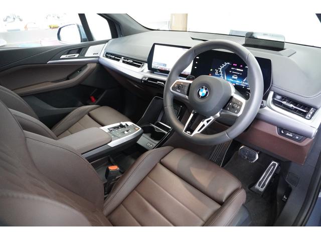 ２シリーズ ２１８ｉアクティブツアラー　Ｍスポーツ　ハイラインＰ　弊社デモカー　モカレザー　テクノロジーＰＫＧ　ドライビングアシストプロ　パーキングアシストプラス　純正ドライブレコーダー前後　ヘッドアップディスプレイ　ｈａｒｍａｎ／ｋａｒｄｏｎ　認定中古車（27枚目）