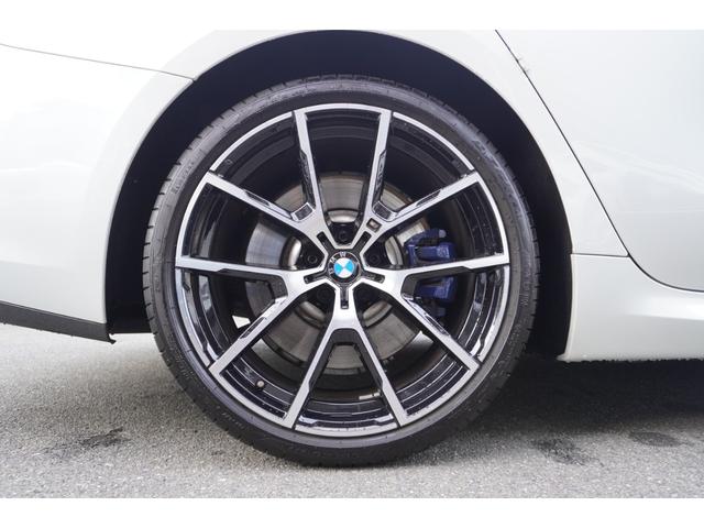 8シリーズ 840i グランクーペ Mスポーツ 弊社下取ワンオーナー アダプティブMサス(アクティブスタビライザー付き) ブラックメリノレザー 20インチMライトアロイ パノラマガラスサンルーフ ドライビングアシストプロ LED 正規認定中古車(66枚目)