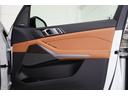 ｘＤｒｉｖｅ　３５ｄ　Ｍスポーツハイラインパッケージ　弊社下取１オ－ナ－　リヤエンター　パノラマガラスＳＲ　コンフォ－ト・アンビエントエアーパッケージ　　フロントベンチレーションシート　フロントマッサージシート　コニャックレザー　クリスタルシフトノブ（52枚目）