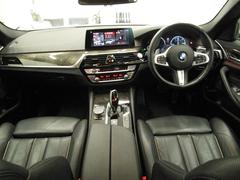 ＢＭＷらしい、シンプルですが直感で使いやすい内装デザインです☆」お問合せ００７８−６０４１−６６６９迄お待ちしております。大阪府吹田市芳野町５−５５　営業時間１０：００〜１９：００ 2