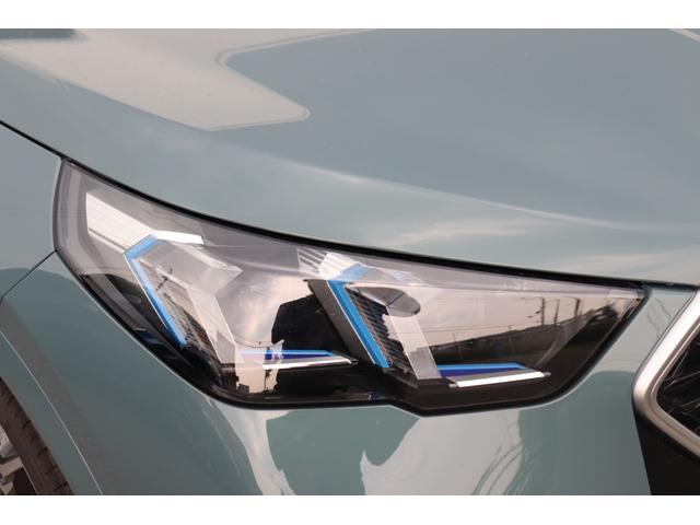 Ｘ２ ｘＤｒｉｖｅ　２０ｉ　Ｍスポーツハイラインパッケージ　ケープヨークグリーン／レンタカーアップ／認定中古車／デモカー／オートテールゲート／車線逸脱／ＬＥＤ／衝突軽減／アクティブクルーズコントロール／全周囲カメラ／前後センサー／シートヒーター／電動シート（6枚目）