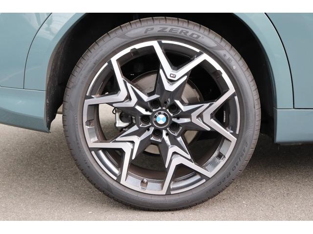 Ｘ２ ｘＤｒｉｖｅ　２０ｉ　Ｍスポーツハイラインパッケージ　ケープヨークグリーン／レンタカーアップ／認定中古車／デモカー／オートテールゲート／車線逸脱／ＬＥＤ／衝突軽減／アクティブクルーズコントロール／全周囲カメラ／前後センサー／シートヒーター／電動シート（11枚目）