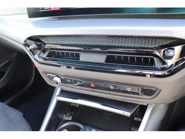 ３シリーズ ３２０ｄ　ｘＤｒｉｖｅＭスポーツハイラインパッケージ　ブルックリングレー／認定中古車／ディーラー車／レンタアップ／３６０°カメラ／ＥＴＣ／インテリジェントセーフティ／シートヒーター／４ＷＤ／ＨＤＤナビ／電動シート／Ｂｌｕｅｔｏｏｔｈ／パーキングアシスト（68枚目）