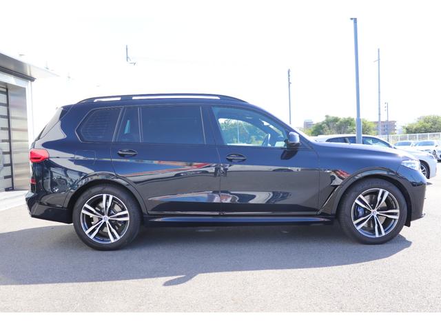 Ｘ７ ｘＤｒｉｖｅ　４０ｄ　Ｍスポーツ　カーボンブラック／認定中古車／ディーラー／本革／ＡＣＣ／キーレス／シートヒーター／衝突被害軽減ブレーキ／電動リアゲート／バックモニター／４ＷＤ／パワーシート／ＥＴＣ／ＬＥＤヘッドライト／前後ＰＤＣ（12枚目）