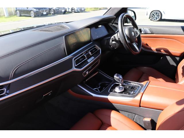 Ｘ７ ｘＤｒｉｖｅ　４０ｄ　Ｍスポーツ　カーボンブラック／認定中古車／ディーラー／本革／ＡＣＣ／キーレス／シートヒーター／衝突被害軽減ブレーキ／電動リアゲート／バックモニター／４ＷＤ／パワーシート／ＥＴＣ／ＬＥＤヘッドライト／前後ＰＤＣ（52枚目）