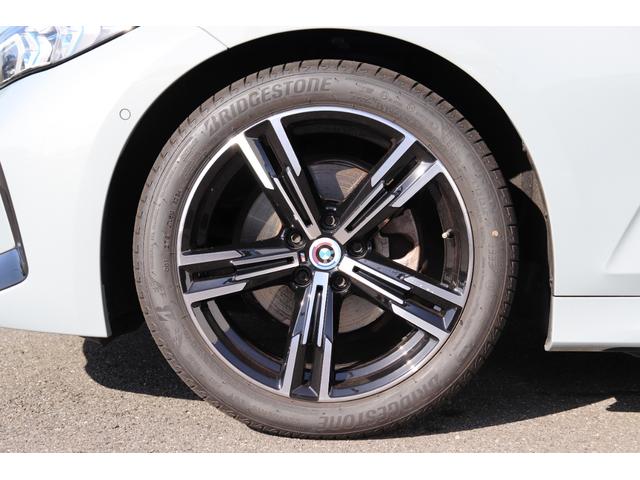 ３シリーズ ３２０ｉ　Ｍスポーツ　ハイラインパッケージ　ブルックリングレー／オートハイビーム／スマートキー／ＡＣＣ／パワーシート／ナビ／レーンアシスト／被害軽減ブレーキ／ＬＥＤ／Ｂｌｕｅｔｏｏｔｈ／ＥＴＣ／シートヒーター／前後センサー／アラウンドカメラ（16枚目）