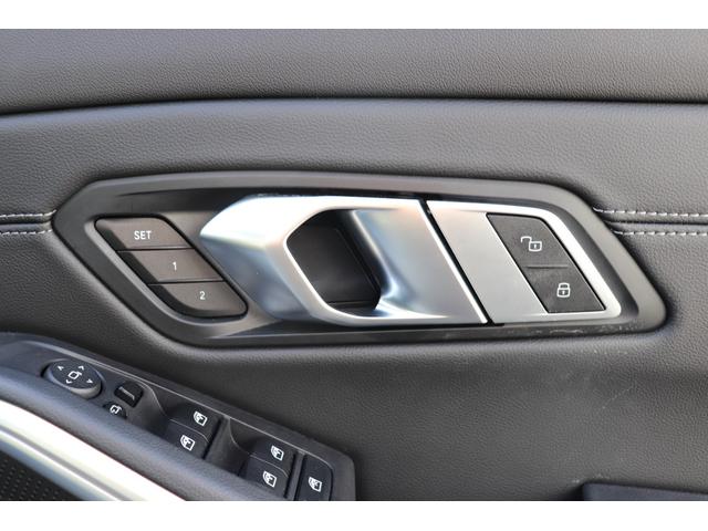 ３シリーズ ３２０ｉ　Ｍスポーツ　ハイラインパッケージ　ブルックリングレー／オートハイビーム／スマートキー／ＡＣＣ／パワーシート／ナビ／レーンアシスト／被害軽減ブレーキ／ＬＥＤ／Ｂｌｕｅｔｏｏｔｈ／ＥＴＣ／シートヒーター／前後センサー／アラウンドカメラ（52枚目）