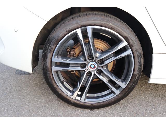 １シリーズ １１８ｉ　Ｍスポーツ　アルピンホワイト／認定中古車／ディーラー／レンタアップ／ブルートゥース／コーナーセンサー／ＥＴＣ／ＬＥＤヘッド／ＡＣＣ／バックカメラ／電動シ－ト／ＵＳＢ／スマートキー／ＨＤＤナビ／ナビ／キーレス（11枚目）