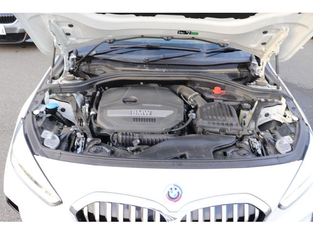１シリーズ １１８ｉ　Ｍスポーツ　アルピンホワイト／認定中古車／ディーラー／レンタアップ／ブルートゥース／コーナーセンサー／ＥＴＣ／ＬＥＤヘッド／ＡＣＣ／バックカメラ／電動シ－ト／ＵＳＢ／スマートキー／ＨＤＤナビ／ナビ／キーレス（25枚目）