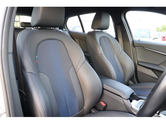１シリーズ １１８ｉ　Ｍスポーツ　アルピンホワイト／認定中古車／ディーラー／レンタアップ／ブルートゥース／コーナーセンサー／ＥＴＣ／ＬＥＤヘッド／ＡＣＣ／バックカメラ／電動シ－ト／ＵＳＢ／スマートキー／ＨＤＤナビ／ナビ／キーレス（31枚目）
