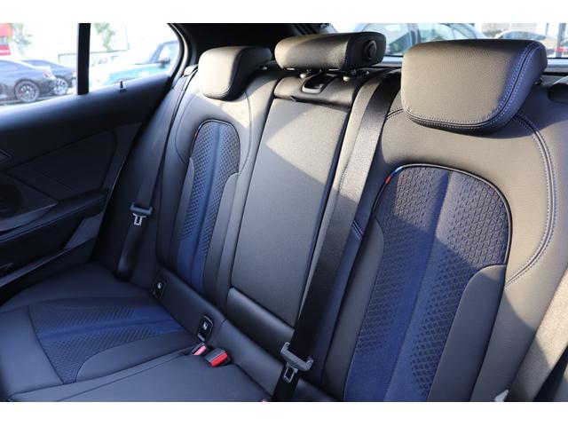 １シリーズ １１８ｉ　Ｍスポーツ　アルピンホワイト／認定中古車／ディーラー／レンタアップ／ブルートゥース／コーナーセンサー／ＥＴＣ／ＬＥＤヘッド／ＡＣＣ／バックカメラ／電動シ－ト／ＵＳＢ／スマートキー／ＨＤＤナビ／ナビ／キーレス（40枚目）