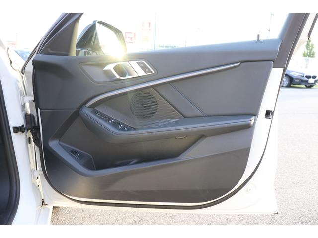 １シリーズ １１８ｉ　Ｍスポーツ　アルピンホワイト／認定中古車／ディーラー／レンタアップ／ブルートゥース／コーナーセンサー／ＥＴＣ／ＬＥＤヘッド／ＡＣＣ／バックカメラ／電動シ－ト／ＵＳＢ／スマートキー／ＨＤＤナビ／ナビ／キーレス（49枚目）
