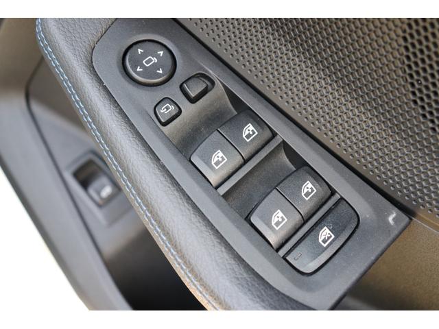 １シリーズ １１８ｉ　Ｍスポーツ　アルピンホワイト／認定中古車／ディーラー／レンタアップ／ブルートゥース／コーナーセンサー／ＥＴＣ／ＬＥＤヘッド／ＡＣＣ／バックカメラ／電動シ－ト／ＵＳＢ／スマートキー／ＨＤＤナビ／ナビ／キーレス（51枚目）