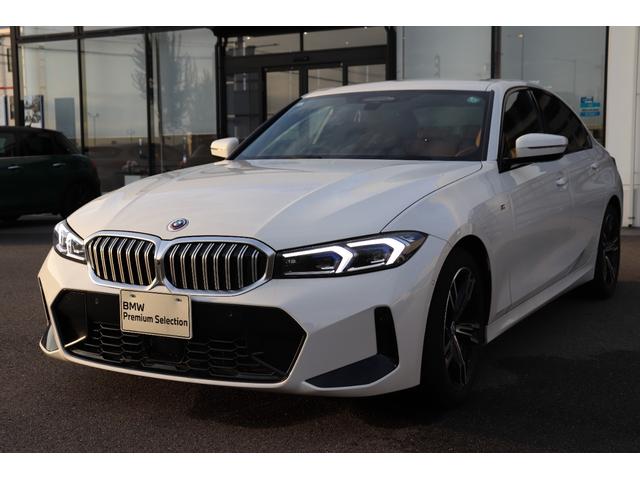 ３シリーズ ３２０ｄ　ｘＤｒｉｖｅＭスポーツハイラインパッケージ　アルピンホワイト／認定中古車／ディーラー／レンタアップ／３６０°カメラ／ＥＴＣ／ＬＥＤ／ナビ／インテリジェントセーフティ／シートヒーター／４ＷＤ／ＨＤＤ／電動シート／ＵＳＢ／Ｂｌｕｅｔｏｏｔｈ／本革（5枚目）