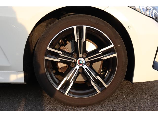 ３シリーズ ３２０ｄ　ｘＤｒｉｖｅＭスポーツハイラインパッケージ　アルピンホワイト／認定中古車／ディーラー／レンタアップ／３６０°カメラ／ＥＴＣ／ＬＥＤ／ナビ／インテリジェントセーフティ／シートヒーター／４ＷＤ／ＨＤＤ／電動シート／ＵＳＢ／Ｂｌｕｅｔｏｏｔｈ／本革（13枚目）