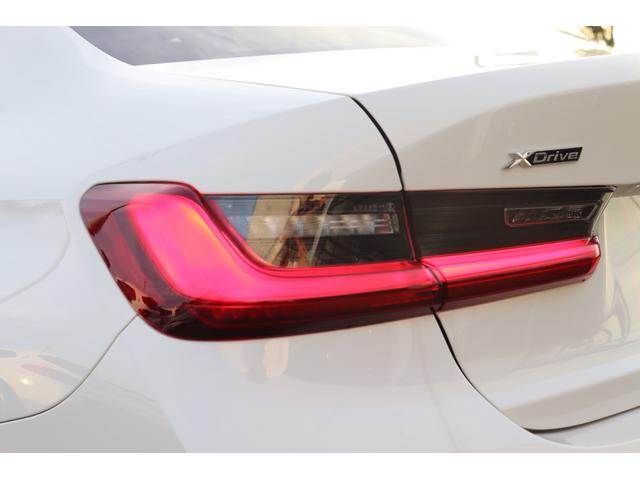 ３シリーズ ３２０ｄ　ｘＤｒｉｖｅＭスポーツハイラインパッケージ　アルピンホワイト／認定中古車／ディーラー／レンタアップ／３６０°カメラ／ＥＴＣ／ＬＥＤ／ナビ／インテリジェントセーフティ／シートヒーター／４ＷＤ／ＨＤＤ／電動シート／ＵＳＢ／Ｂｌｕｅｔｏｏｔｈ／本革（22枚目）