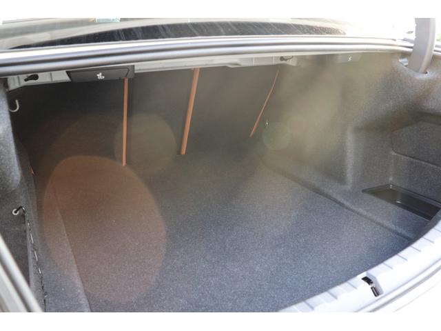 ３シリーズ ３２０ｄ　ｘＤｒｉｖｅＭスポーツハイラインパッケージ　アルピンホワイト／認定中古車／ディーラー／レンタアップ／３６０°カメラ／ＥＴＣ／ＬＥＤ／ナビ／インテリジェントセーフティ／シートヒーター／４ＷＤ／ＨＤＤ／電動シート／ＵＳＢ／Ｂｌｕｅｔｏｏｔｈ／本革（34枚目）