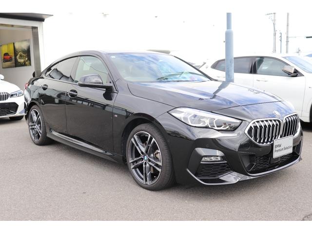 ２シリーズ ２１８ｄグランクーペ　Ｍスポーツ　ブラックサファイア／認定中古車／ディーラー／パワーシート／Ｐアシスト／ＵＳＢ／Ｂカメラ／Ｂｌｕｅｔｏｏｔｈ／前車追従機能／ＬＥＤヘッドライト／ＨＤＤナビ／スマートキー／衝突軽減ブレーキ／ＥＴＣ／（2枚目）