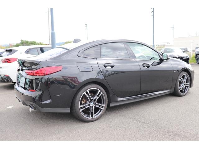 ２シリーズ ２１８ｄグランクーペ　Ｍスポーツ　ブラックサファイア／認定中古車／ディーラー／パワーシート／Ｐアシスト／ＵＳＢ／Ｂカメラ／Ｂｌｕｅｔｏｏｔｈ／前車追従機能／ＬＥＤヘッドライト／ＨＤＤナビ／スマートキー／衝突軽減ブレーキ／ＥＴＣ／（10枚目）