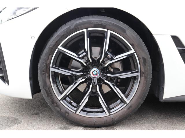４シリーズ ４２０ｉグランクーペ　Ｍスポーツハイラインパッケージ　ミネラルホワイト／認定中古車／ディーラー／黒革シート／パーキングアシスト／衝突軽減ブレーキ／ＨＤＤナビ／ＥＴＣ車載器／シートヒーター／ＬＥＤヘッドライト／ＡＣＣ／ＵＳＢ／前後センサー／Ｂカメラ／（16枚目）