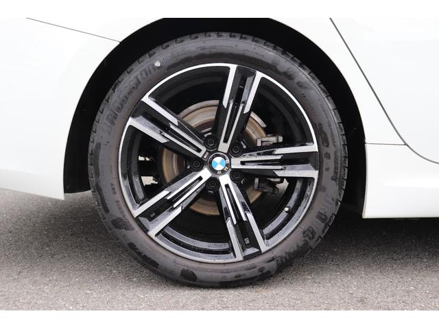 ３シリーズ ３１８ｉ　Ｍスポーツ　ハイラインパッケージ　アルピンホワイト／認定中古車／ディーラー車／レンタアップ／アクティブクルーズコントロール／ＥＴＣ／パワーシート／Ｂｌｕｅｔｏｏｔｈ／シートヒーター／バックカメラ／近距離センサー／緊急ブレーキアシスト（13枚目）