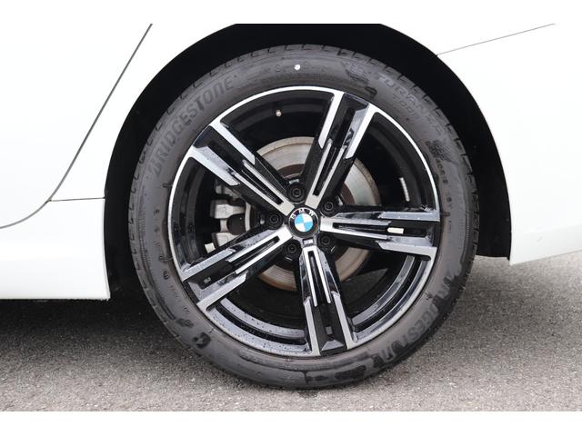 ３シリーズ ３１８ｉ　Ｍスポーツ　ハイラインパッケージ　アルピンホワイト／認定中古車／ディーラー車／レンタアップ／アクティブクルーズコントロール／ＥＴＣ／パワーシート／Ｂｌｕｅｔｏｏｔｈ／シートヒーター／バックカメラ／近距離センサー／緊急ブレーキアシスト（14枚目）