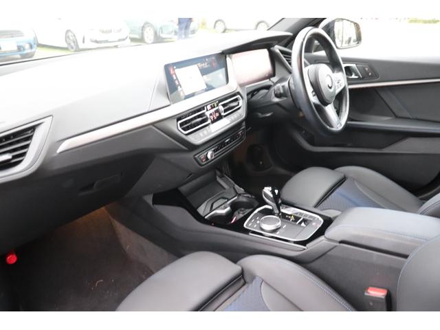 １シリーズ １１８ｄ　Ｍスポーツ　ブラックサファイア／認定中古車／ディーラー／レンタアップ／オートリアゲート／運転席パワーシート／オートライト／ＵＳＢ／ＡＣＣ／衝突被害軽減システム／ナビ／Ｂｌｕｅｔｏｏｔｈ／スマートキー／ＥＴＣ（42枚目）