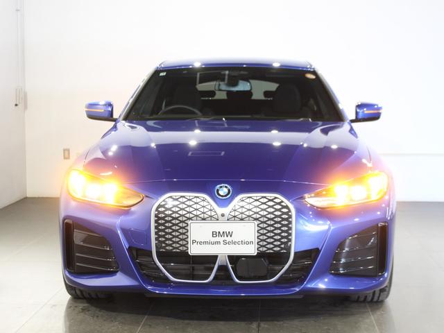 i4 eDrive 40 Mスポーツ ポルティマオブルー/認定中古車/デモカー/トップビューカメラ/電動シート/バックカメラ/アクティブクルーズコントロール/シートヒーター/ETC/Bluetoothオーディオ/パーキングアシスト/全周囲(7枚目)