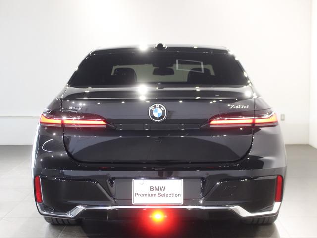 ７シリーズ ７４０ｄ　ｘＤｒｉｖｅ　Ｍスポーツ　ブラックサファイア／認定中古車／ディーラー／バックカメラ／パノラマガラスサンルーフ／レザーシート／ＬＥＤ／３６０度カメラ／ＡＣＣ／４ＷＤ／車線逸脱／ＥＴＣ／シートヒーター／シートエアコン／ＨＤＤナビ（20枚目）