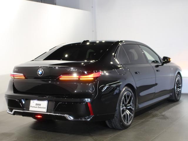 ７シリーズ ７４０ｄ　ｘＤｒｉｖｅ　Ｍスポーツ　ブラックサファイア／認定中古車／ディーラー／バックカメラ／パノラマガラスサンルーフ／レザーシート／ＬＥＤ／３６０度カメラ／ＡＣＣ／４ＷＤ／車線逸脱／ＥＴＣ／シートヒーター／シートエアコン／ＨＤＤナビ（79枚目）