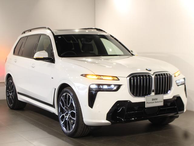 X7 xDrive 40d Mスポーツ アルピンホワイト/認定中古車/ディーラー/デモカー/ガラスサンルーフ/パーキングアシスト/360°カメラ/バックカメラ/車線逸脱警告/スマートキー/シートヒーター/エアサス/シートエアコン/ACC(77枚目)