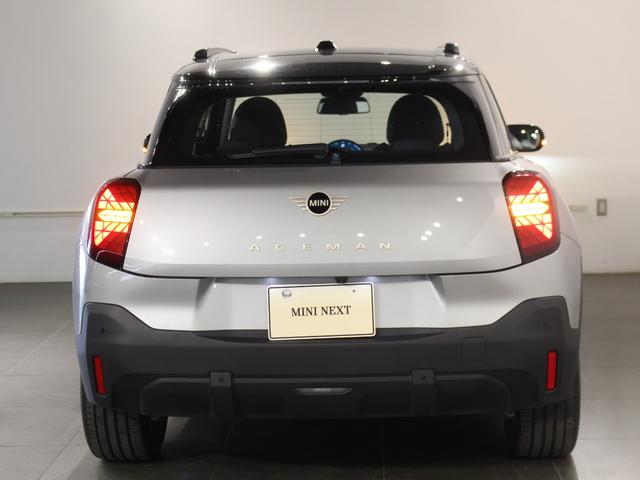 MINI エースマンE クラシック・トリム メルティングシルバー/ディーラー/デモカー/認定中古車/スマートキー/LEDライト/ACC/全方位カメラ/ETC/シートヒーター/インテリジェントセーフティ/ハイビームアシスト/前後障害物センサー(20枚目)