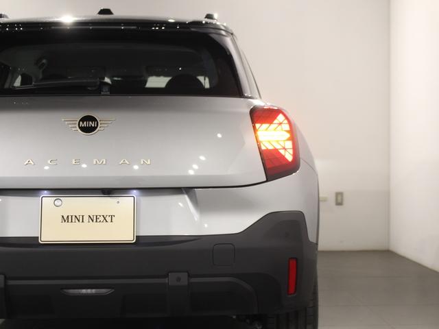 MINI エースマンE クラシック・トリム メルティングシルバー/ディーラー/デモカー/認定中古車/スマートキー/LEDライト/ACC/全方位カメラ/ETC/シートヒーター/インテリジェントセーフティ/ハイビームアシスト/前後障害物センサー(21枚目)