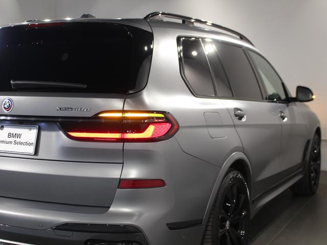 Ｘ７ ｘＤｒｉｖｅ　４０ｄ　Ｍスポーツ　認定中古車／禁煙車／正規ディーラー車／６コンフォートシート／黒レザー／スカイラウンジパノラマガラスサンルーフ／ドア　ソフト　クローズ　オートマチック／ドリンク　ホルダー　温度調整機能／ベンチレーション（23枚目）