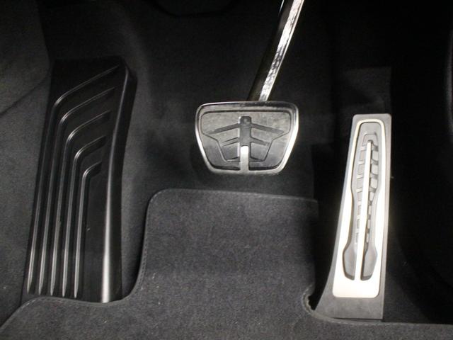 Ｘ７ ｘＤｒｉｖｅ　４０ｄ　Ｍスポーツ　認定中古車／禁煙車／正規ディーラー車／６コンフォートシート／黒レザー／スカイラウンジパノラマガラスサンルーフ／ドア　ソフト　クローズ　オートマチック／ドリンク　ホルダー　温度調整機能／ベンチレーション（54枚目）