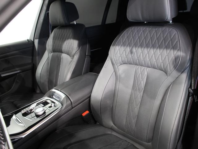 Ｘ７ ｘＤｒｉｖｅ　４０ｄ　Ｍスポーツ　認定中古車／禁煙車／正規ディーラー車／６コンフォートシート／黒レザー／スカイラウンジパノラマガラスサンルーフ／ドア　ソフト　クローズ　オートマチック／ドリンク　ホルダー　温度調整機能／ベンチレーション（60枚目）