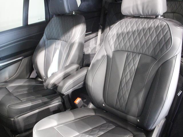 Ｘ７ ｘＤｒｉｖｅ　４０ｄ　Ｍスポーツ　認定中古車／禁煙車／正規ディーラー車／６コンフォートシート／黒レザー／スカイラウンジパノラマガラスサンルーフ／ドア　ソフト　クローズ　オートマチック／ドリンク　ホルダー　温度調整機能／ベンチレーション（63枚目）